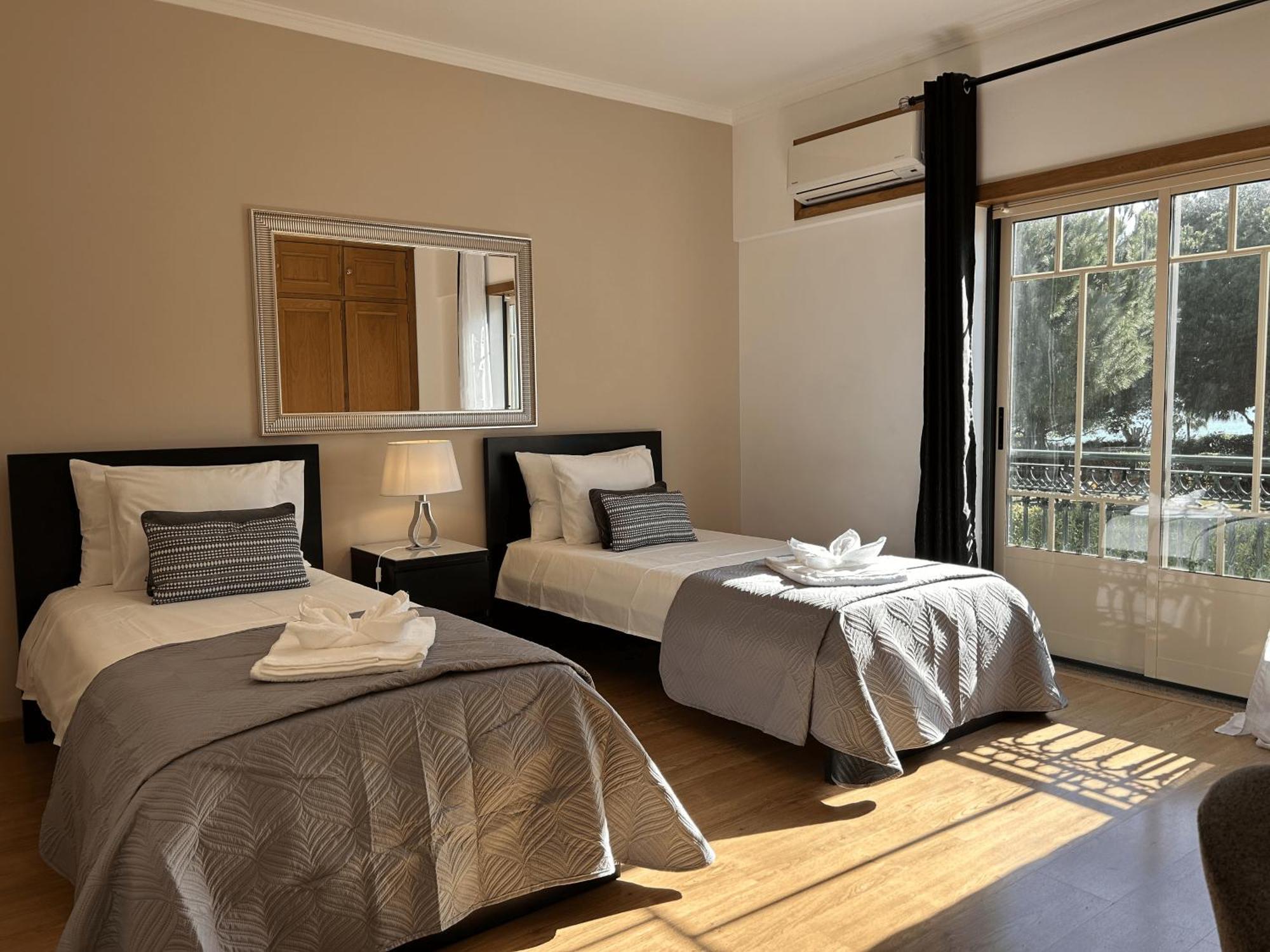 Moradia B - Pedras Dos Bicos 200m Da Holiday home